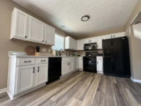 The DugoutFamily-friendly baseball themed house, 20 miles from Downtown Cincy