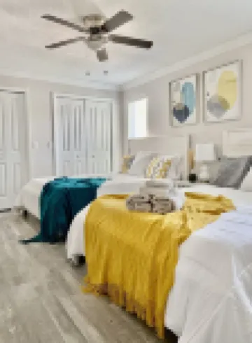 Experience Clearwater charm, just a quick 9-minutes to Tampa Bay