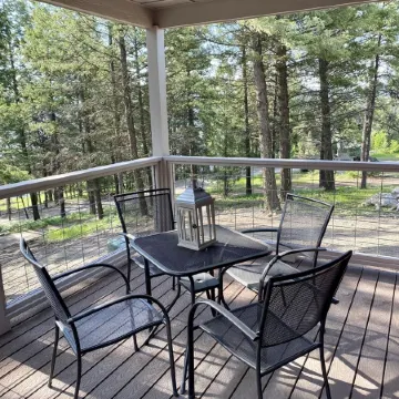 The Blacktail at Elk Ridge Village Cabin 301B with Views Flathead Lake.