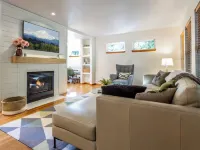 Charming cozy cottage in beautiful surroundings minutes from outdoor adventures.