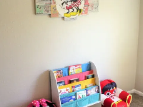 Quick walk to Columbia River access Hoteles en Umatilla