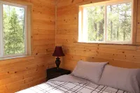 Cozy Cabin in the Big Woods of North Idaho - シャレー