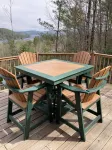 Hillside ADK Log Cabin with beautiful Schroon Lake views - 5 minutes to village! - 샬레 호텔