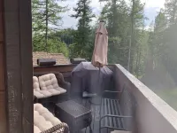 2 story 3 bedroom Big Mountain Village Ski condo on Hailey’s run in Whitefish!