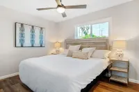 "POINT BREAK! House 2-King Beds, 1-Block to Beach!