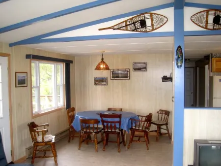 Secluded Cottage! Amazing Views Whiteface Mtn & High Peaks! Great All 4 Seasons!