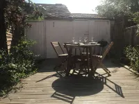 Bright & fresh, 3 storey market town house, Newent 쓰리 초어스 빈야즈 글로스터셔 주변 호텔
