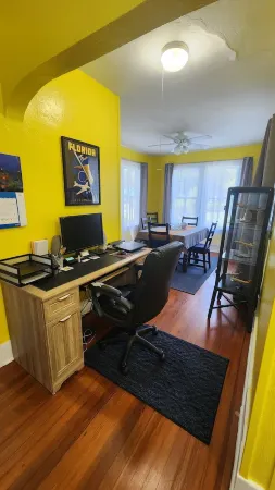 Charming Mt Dora 2 Bedroom House - 1 mile from Historic Downtown!