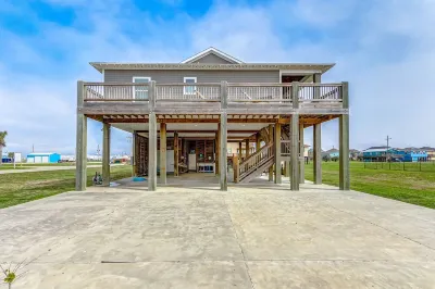 Gone Coastal for 10 | Bar, Hammock, Deck, Beach Hotels near Port Bolivar