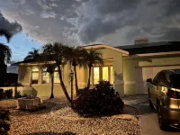 Palm Tree III Pool Home Waterfront