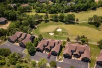 All New! Close to SDC, Golf, Pools and Resort, A Dream on the 13th Green! Hotels in der Nähe von Marvel Cave