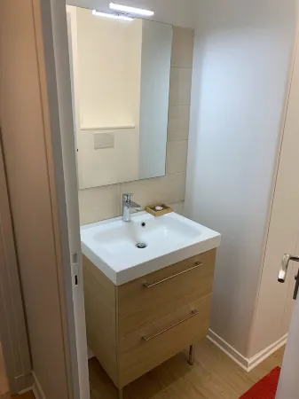 Studio waterfront Cabourg, garden view Отели рядом с достопримечательностью «Méridien De l'Amour»