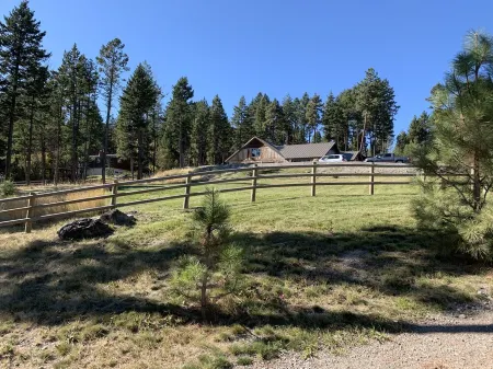 Beautiful Lakeside Suite overlooking Flathead Lake and Swan Mountain Range
