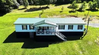 “Paradise Hill”  A Charming 3-bedroom house in the country. Hotels near New River Gorge