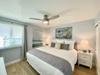 🐬 Exquisite Newly Remodeled Beachfront Apollo Condo 9th Floor with gorgeous view