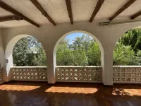 Villa in an  excl. location, elevated on the 1st sealine, 300m from beach, 170m²