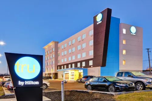 Tru by Hilton Richmond