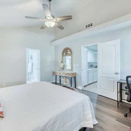 Casa Barrera Soothing 3-Bedroom Home in a North East Fresno!