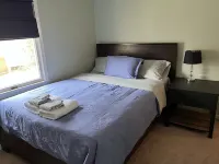 Location, Location - Modern Waterhill Living 와시트너 카운티 호텔