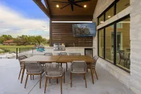 LBJ Retreat - Luxurious Lake LBJ Waterfront - German Farmhouse Getaway