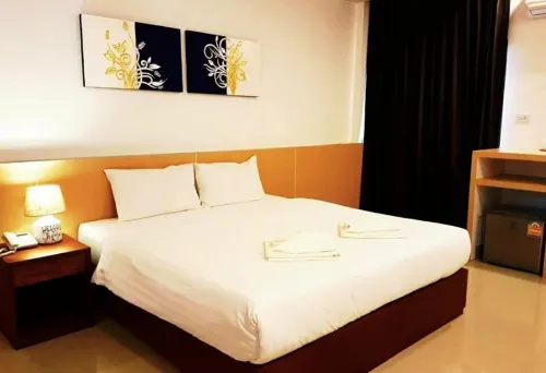 머스트 컴 부티크 호텔