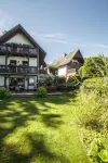 Small and very individual chalet with a special charm right on the lake...