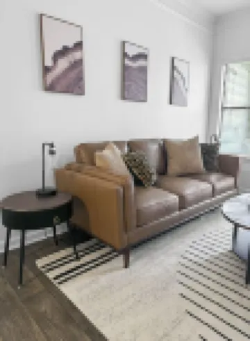 Cozy 2-bedroom apartment with Fiber WiFi, AC in charming Buford private 2 bedroo