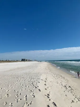 Ask about Spring break specials!   Golf cart, access to semi private beach 30a Отели в г. Саннисайд