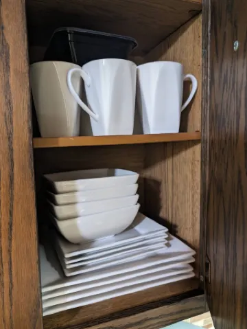 Newly updated and cozy home!  Located near downtown!