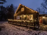 Northwoods of Lake Geneva. Pet-Friendly! Beach Passes Included!