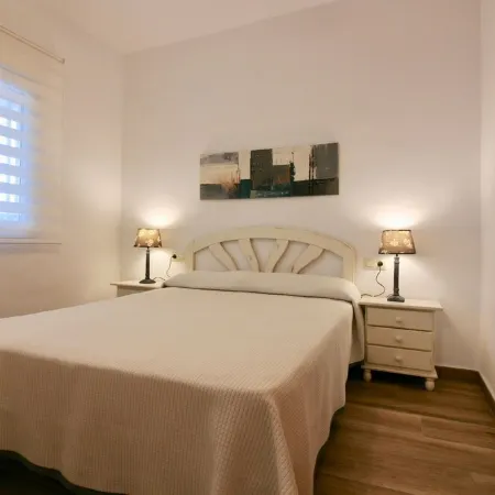 Detached house on the beach of Oliva in Urb. Kiko, on a private plot