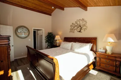 The Stone House with Beautiful Sierra Views - 30 Minutes to Tahoe Hotel in zona Villas At Dolphin Bay