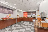 Hampton Inn Denver Northeast-Brighton - parking