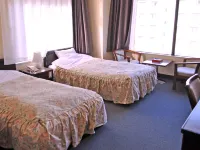 穴原温泉 いづみや 旧堀切邸周辺のホテル