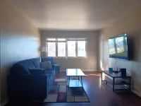 Charming 2-bedroom condo with WiFi, AC in quaint Sheboygan