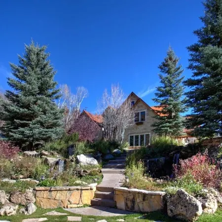 Discount early JUNE STONEHILL LODGE, SWIM, HIKE, LUXURY