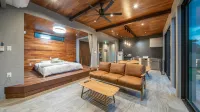Wat Resort Seafront Okunoto Hotels in Nanao