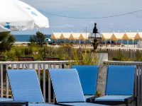 Sandpiper Beach Club