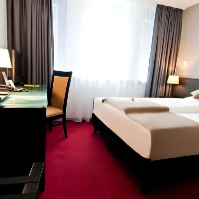 Homaris The Corner - Digital Check In  Hotels near Bockenheimer Warte