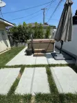 4-bedroom house centrally located LA & OC with hot tub & game room