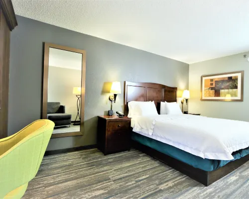 Hampton Inn by Hilton Atlanta NW Cumberland Hotels in Vinings