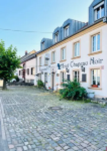 Uno Hotel Chapeau Noir Hotels in 