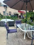 Urban Farm House +Hot Tub+Pool - สระว่ายน้ำส่วนตัว