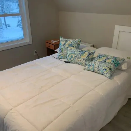 Sebago Lake, ME  Lakeside Hot Tub just renovated