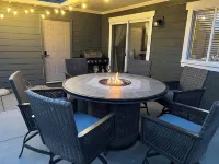 BeeCozy Cottage-Near Silverwood & Lakes! 3 bedroom & 2 baths!