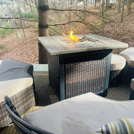 Spectacular Treehouse - Lake, Firepit + Free Wine