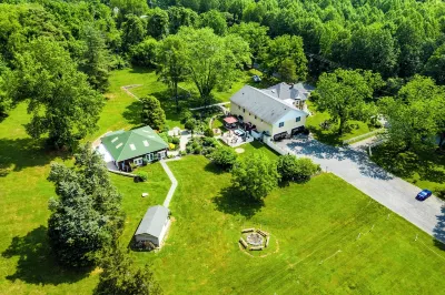 Stone Manor Boutique Inn Các khách sạn ở Catoctin