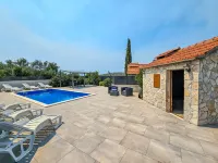 Nancy - Pools