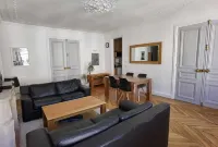 3 Rooms  , in the Heart of the Historic District of Versailles