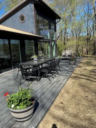 Majestic Lake Front Chalet